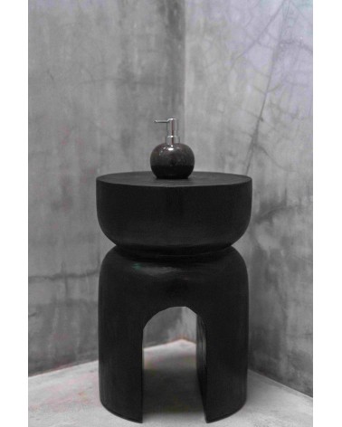 Tabouret en suar noir