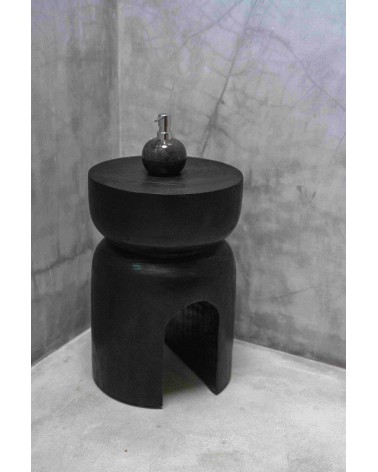 Tabouret en suar noir